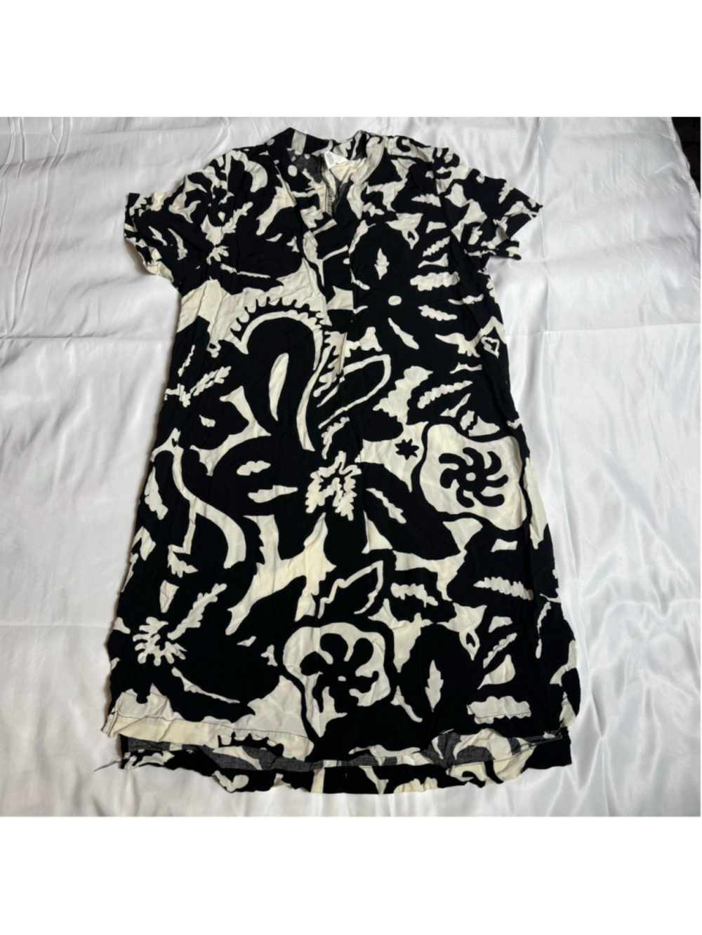 Women's H&M Black and White Floral Mini Dress Size XS